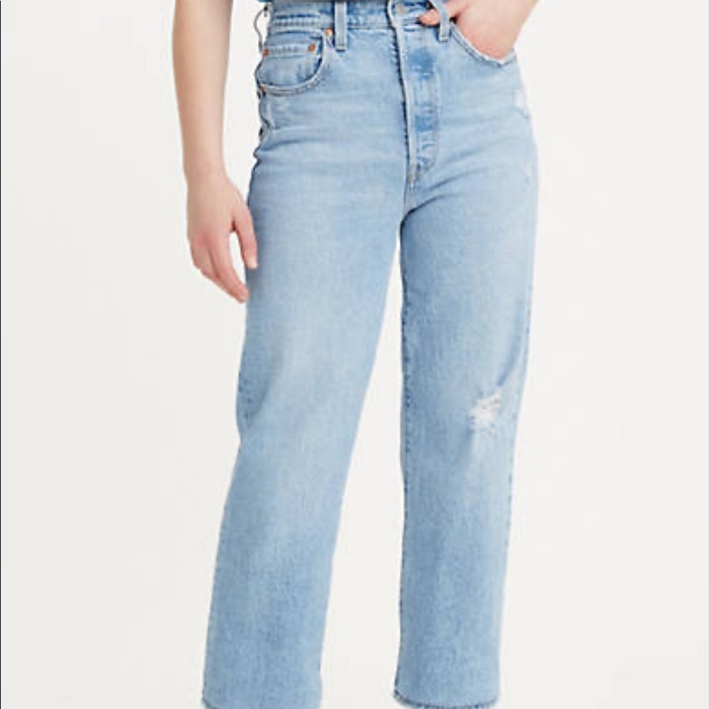 Levi’s Ribcage Straight Ankle jeans
